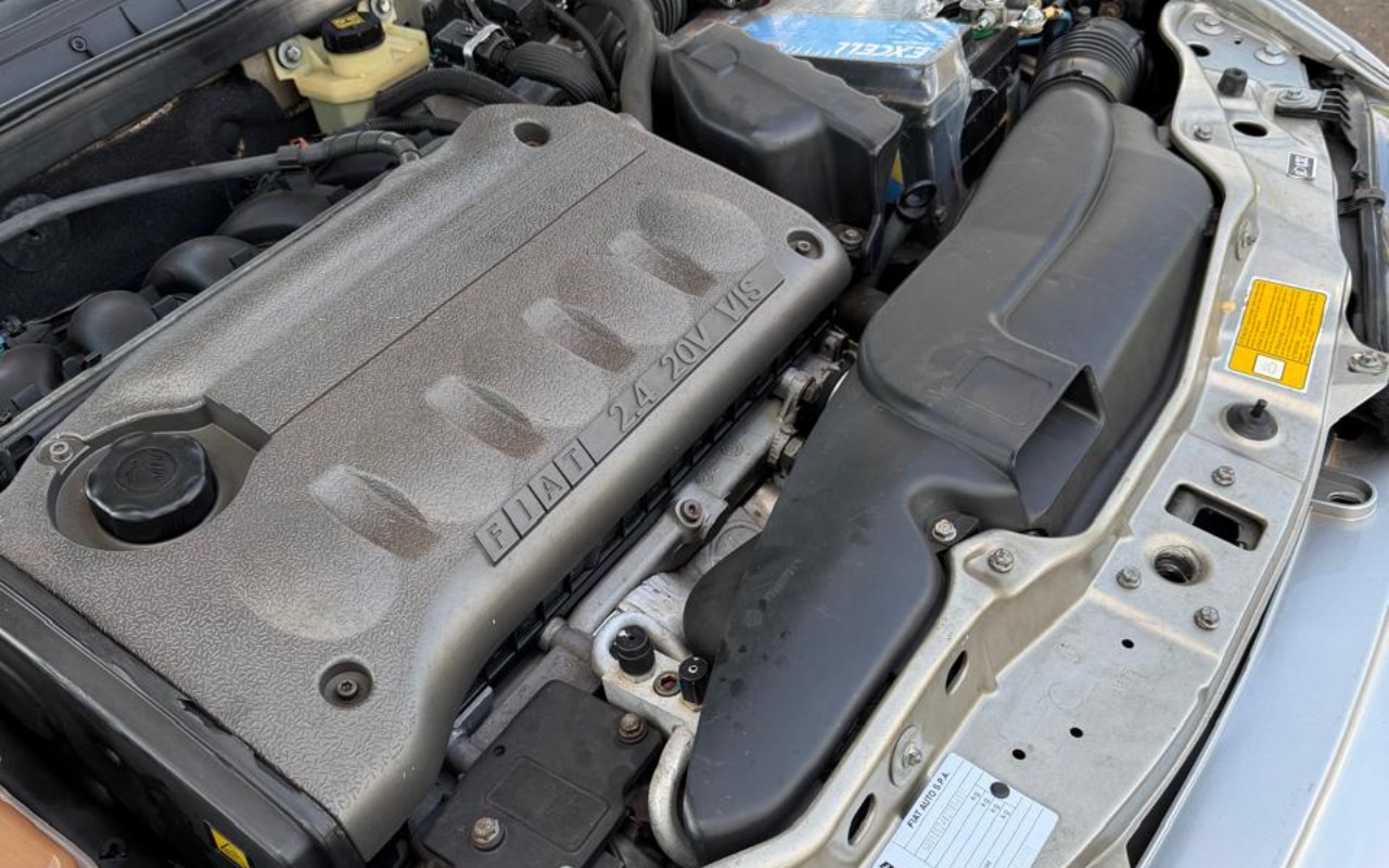 imagem-https://www.socarrao.com.br/sc-vehicle-images-prod/4173490/1790621824214-V2hhdHNBcHAgSW1hZ2UgMjAyNi0wOS0yOCBhdCAxNS41Mi4yOS5qcGVn.jpeg