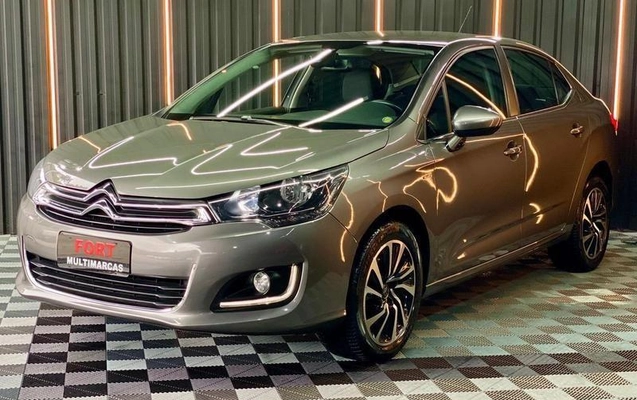 imagem-https://www.socarrao.com.br/sc-vehicle-images-prod/4173559/1790622228411-8513916_1_B_25a450d4da.jpeg
