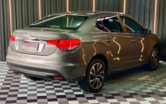imagem-https://www.socarrao.com.br/sc-vehicle-images-prod/4173559/1790622228420-8513916_3_B_5c5402abfc.jpeg