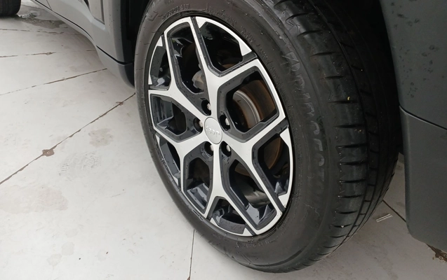 imagem-https://www.socarrao.com.br/sc-vehicle-images-prod/4173610/1790622230137-2_040344.jpg