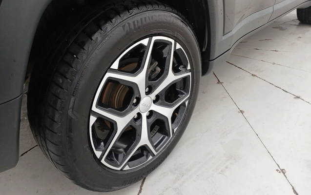 imagem-https://www.socarrao.com.br/sc-vehicle-images-prod/4173610/1790622230140-1_040346.jpg