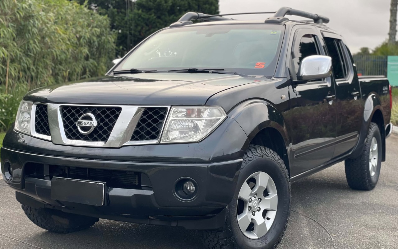 Nissan Frontier 2013 Preto — foto 1 de 3