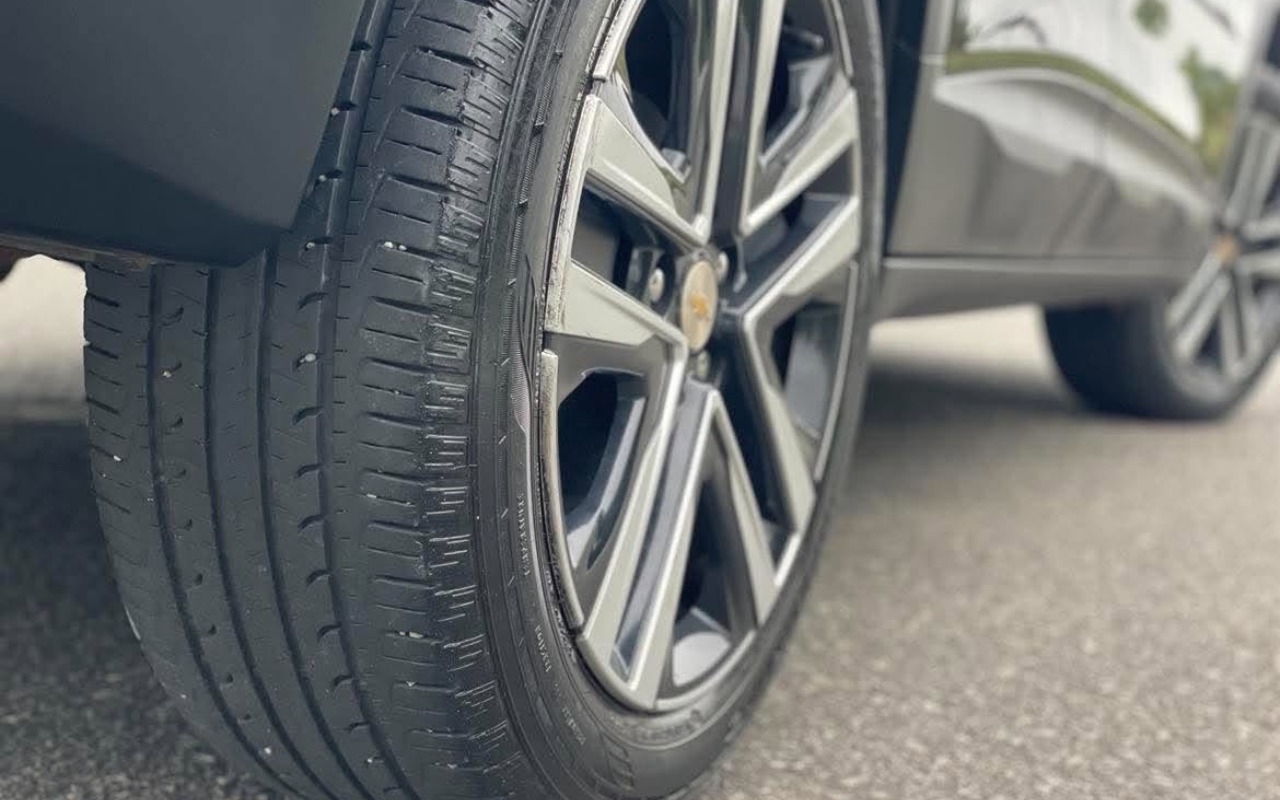 imagem-https://www.socarrao.com.br/sc-vehicle-images-prod/4173711/1790622502858-Nzk5Nzc3MTc2XzE5ODk0MzAwMjg0MzQwMzlfMTEzMjMyMzEzNDczNTM3NzE1Nl9uLmpwZw.jpg