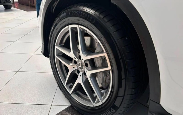 imagem-https://www.socarrao.com.br/sc-vehicle-images-prod/4173792/1790623352182-8520562_16_B_cd6db78e7f.jpeg