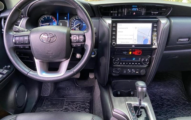 imagem-https://www.socarrao.com.br/sc-vehicle-images-prod/4173882/1790622802626-8298615_7_B_5e12b204a8.jpeg