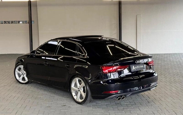 imagem-https://www.socarrao.com.br/sc-vehicle-images-prod/4173883/1790622832591-8521346_7_B_32370b15a9.jpeg