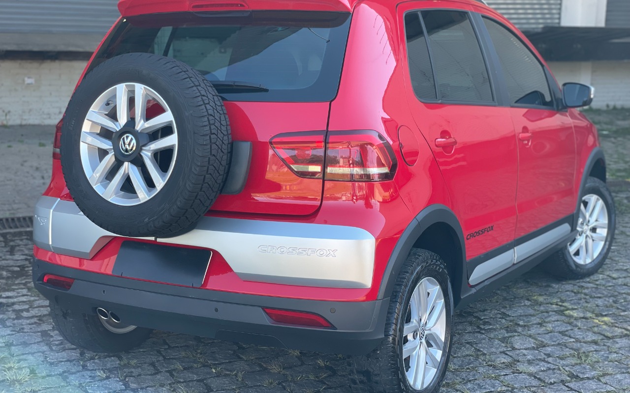 imagem-https://www.socarrao.com.br/sc-vehicle-images-prod/4173907/1790622937278-SU1HXzI1MzMuanBlZw.jpeg