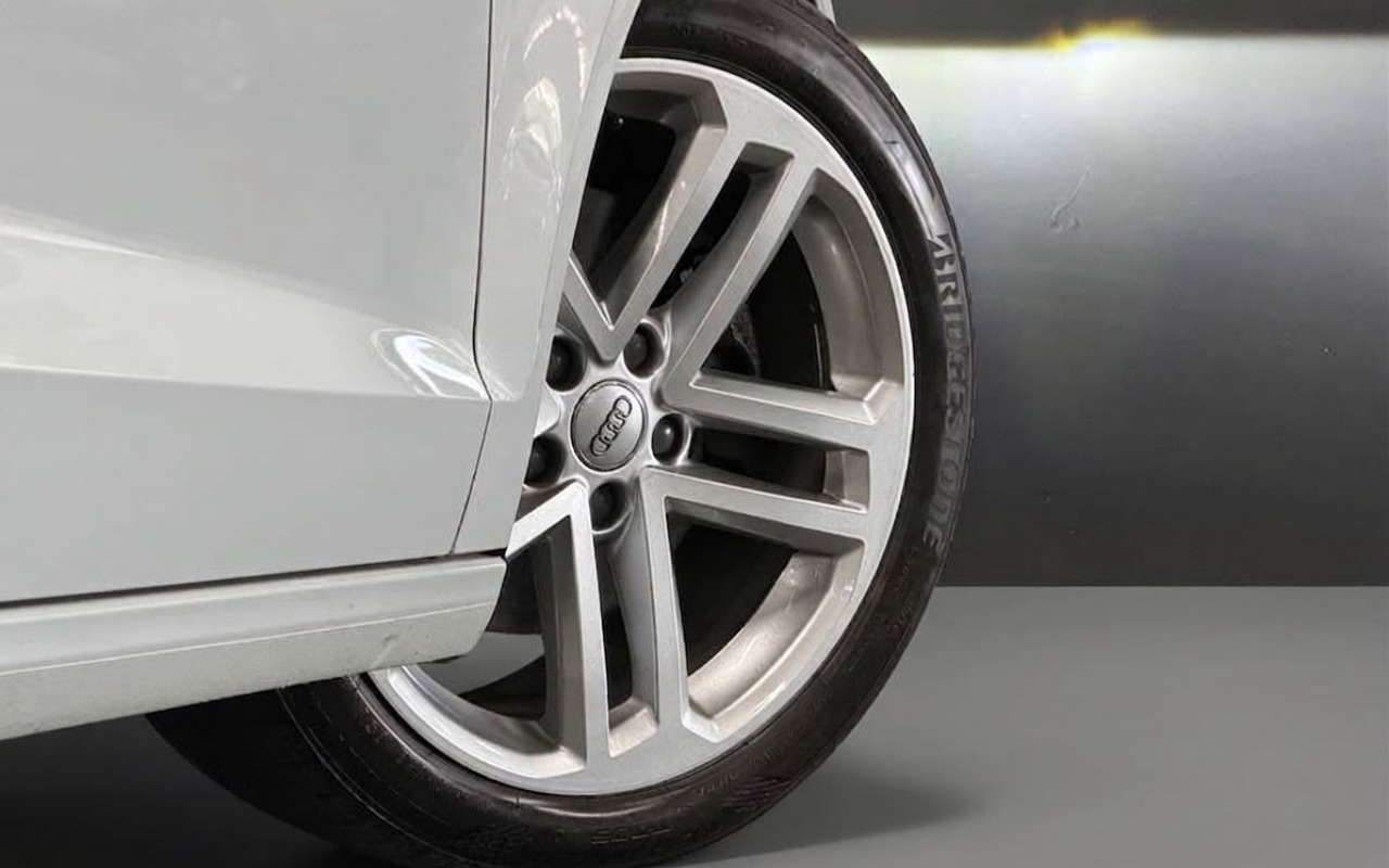 imagem-https://www.socarrao.com.br/sc-vehicle-images-prod/4173914/1790622991623-V2hhdHNBcHAgSW1hZ2UgMjAyNi0wOS0yNSBhdCAxOS41Ny4xMSAoMikuanBlZw.jpeg