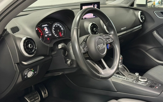imagem-https://www.socarrao.com.br/sc-vehicle-images-prod/4173914/1790622992684-V2hhdHNBcHAgSW1hZ2UgMjAyNi0wOS0yNSBhdCAxOS41Ny4xMyAoMSkuanBlZw.jpeg