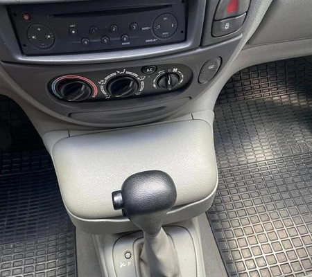 imagem-https://www.socarrao.com.br/sc-vehicle-images-prod/4173944/1790623047781-7766726_10_B_db1e9bc0b7.jpeg