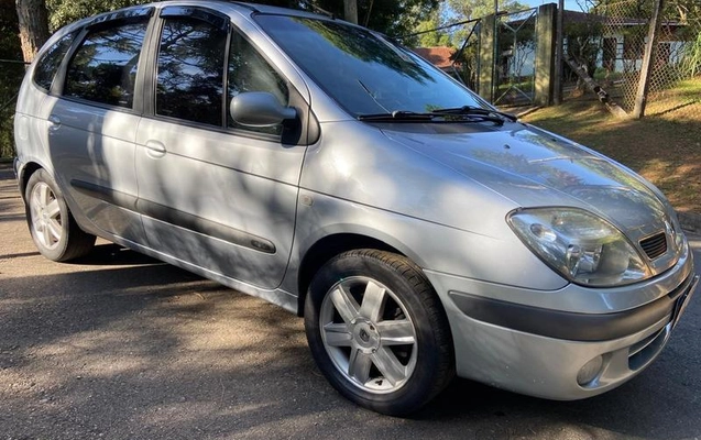 imagem-https://www.socarrao.com.br/sc-vehicle-images-prod/4173944/1790623047826-7766726_10_B_1f564f7079.jpeg