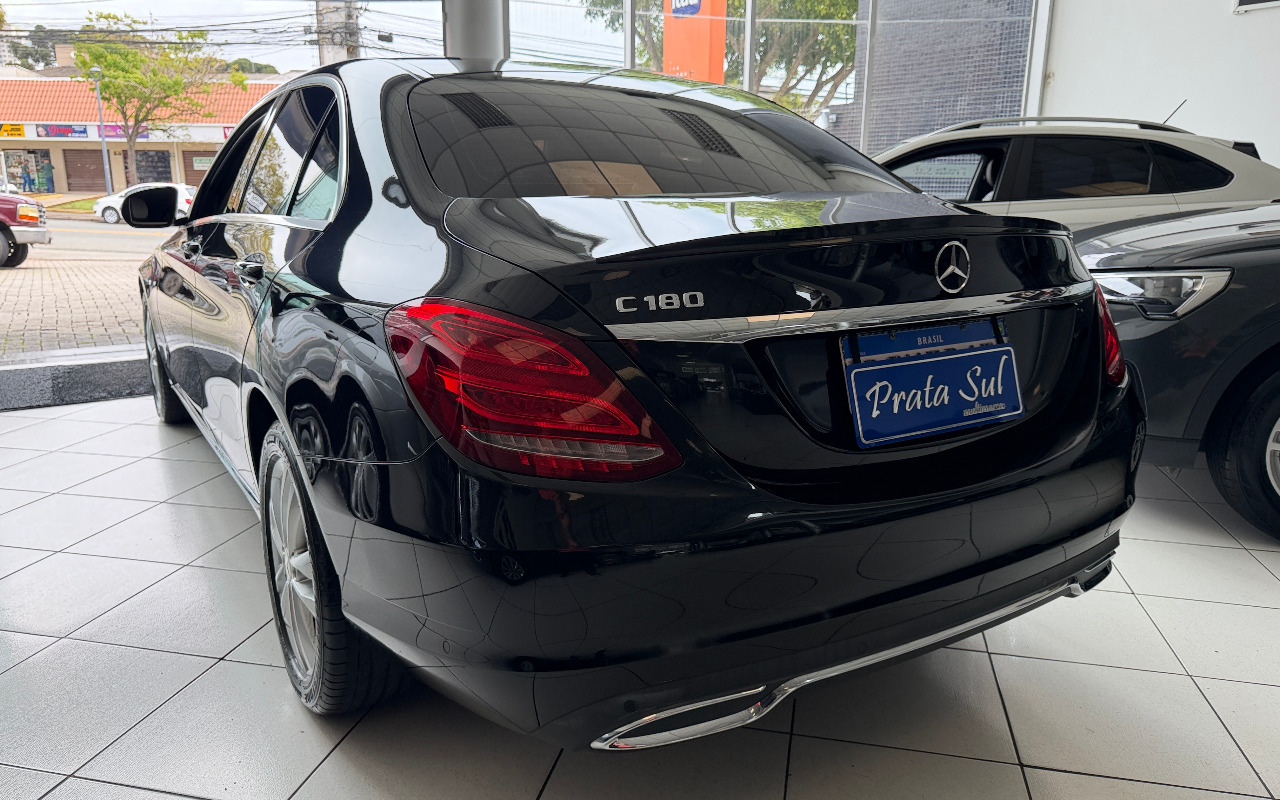 imagem-https://www.socarrao.com.br/sc-vehicle-images-prod/4174138/1790623448668-MjAyNjA5MjhfMTcxMzQ2MzAyX2lPUy5qcGc.jpg