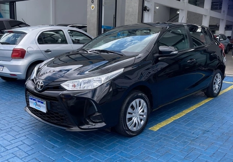 Toyota Yaris 2025 Preto — foto 1 de 3