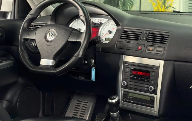 imagem-https://www.socarrao.com.br/sc-vehicle-images-prod/4174246/1790623678362-003_1af83c4582f73ad4efa7c1eb23525330.jpg