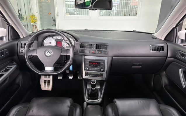 imagem-https://www.socarrao.com.br/sc-vehicle-images-prod/4174246/1790623678369-003_2f7493936fb42f0e6f4a9771b90599de.jpg