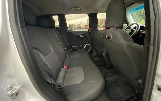 imagem-https://www.socarrao.com.br/sc-vehicle-images-prod/4174278/1790623847356-V2hhdHNBcHAgSW1hZ2UgMjAyNi0wOS0yOCBhdCAxNS40NS4xMS5qcGVn.jpeg