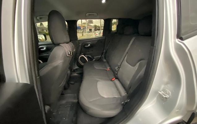 imagem-https://www.socarrao.com.br/sc-vehicle-images-prod/4174278/1790623847568-V2hhdHNBcHAgSW1hZ2UgMjAyNi0wOS0yOCBhdCAxNS40NS4xMi5qcGVn.jpeg
