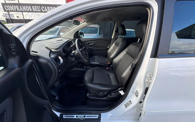 imagem-https://www.socarrao.com.br/sc-vehicle-images-prod/4174362/1790624207148-003_26d76a10b7d70ea3b41e32f6a959b7a1.jpeg