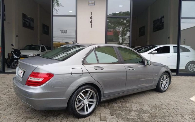 imagem-https://www.socarrao.com.br/sc-vehicle-images-prod/4174403/1792150509040-8521838_7_B_9ca9921f04.jpeg