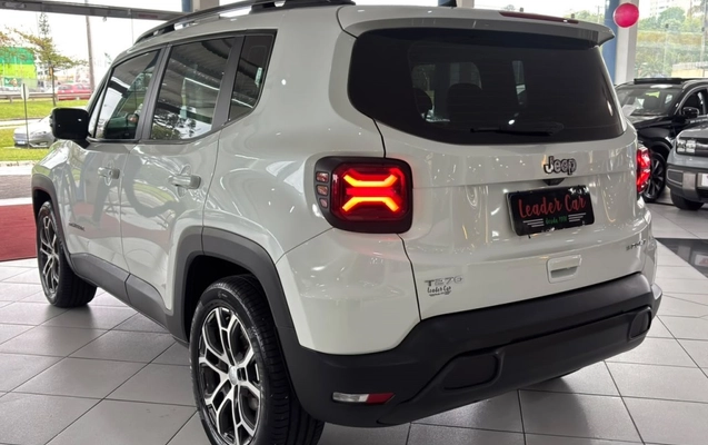 imagem-https://www.socarrao.com.br/sc-vehicle-images-prod/4174406/1790624248776-11_043703.jpg