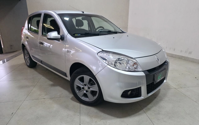 imagem-https://www.socarrao.com.br/sc-vehicle-images-prod/4174643/1790624589052-05a81a89-072b-4663-8c32-5891bc0ad6ce.jpg