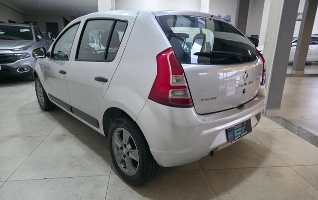 imagem-https://www.socarrao.com.br/sc-vehicle-images-prod/4174643/1790624589056-f6d70fa4-b7d5-408f-9ee6-f9b898d687d3.jpg