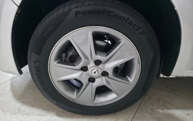 imagem-https://www.socarrao.com.br/sc-vehicle-images-prod/4174643/1790624589077-3b451eca-0348-4f7b-828d-470357cb4655.jpg