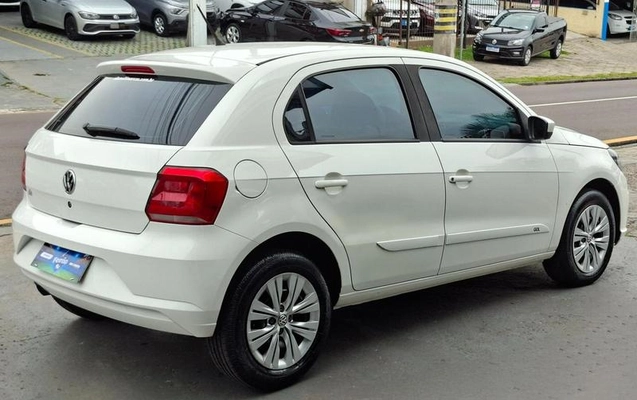 imagem-https://www.socarrao.com.br/sc-vehicle-images-prod/4174652/1790624655316-8485242_4_B_0e199b3e2c.jpeg