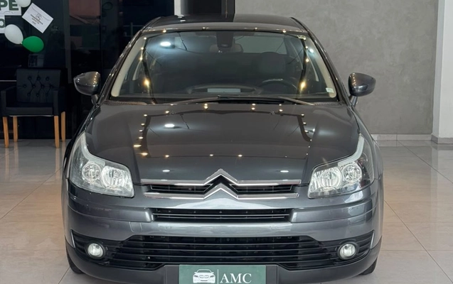 imagem-https://www.socarrao.com.br/sc-vehicle-images-prod/4174775/1790625002085-c365145ffc1049aaa109d82f36cce627_1790624801728.jpg