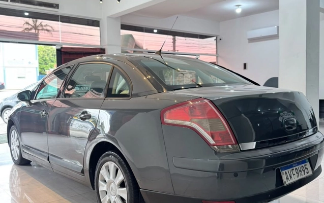 imagem-https://www.socarrao.com.br/sc-vehicle-images-prod/4174775/1790625002088-9213cca07e614e6cb62a7632a2ba21f8_1790624801746.jpg