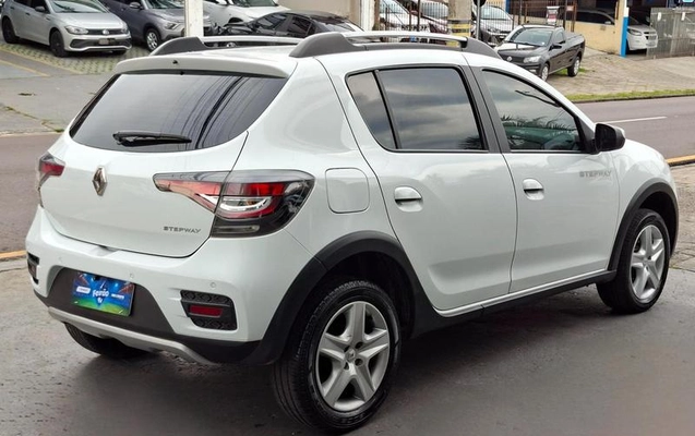imagem-https://www.socarrao.com.br/sc-vehicle-images-prod/4174778/1790624933822-8485171_4_B_8ce2a82674.jpeg