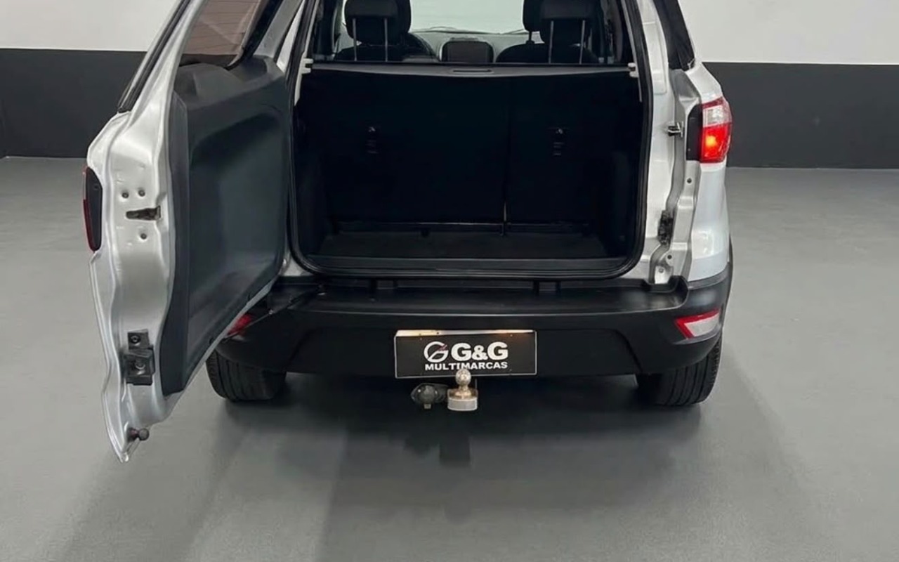 imagem-https://www.socarrao.com.br/sc-vehicle-images-prod/4174792/1790625120809-V2hhdHNBcHAgSW1hZ2UgMjAyNi0wOS0yNSBhdCAyMC4zOC4zMSAoMSkuanBlZw.jpeg