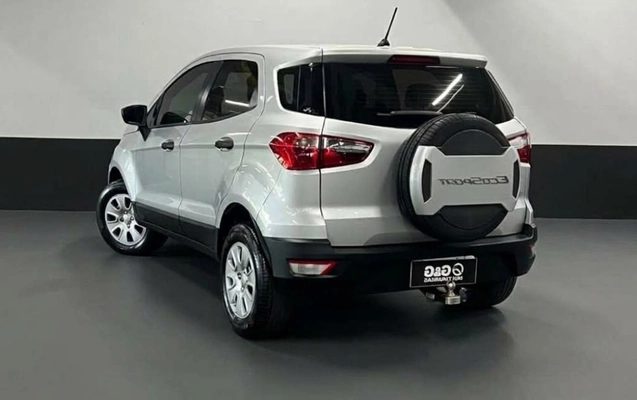 imagem-https://www.socarrao.com.br/sc-vehicle-images-prod/4174792/1790625121036-V2hhdHNBcHAgSW1hZ2UgMjAyNi0wOS0yNSBhdCAyMC4zOC4zMSAoMykuanBlZw.jpeg