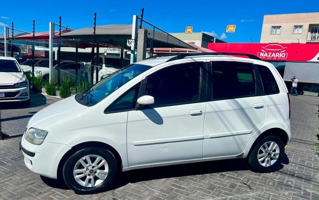 imagem-https://www.socarrao.com.br/sc-vehicle-images-prod/4175044/1790625597359-8386870_2_B_8e44059988.jpeg