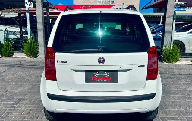 imagem-https://www.socarrao.com.br/sc-vehicle-images-prod/4175044/1790625597375-8386870_10_B_e8cac45f2f.jpeg