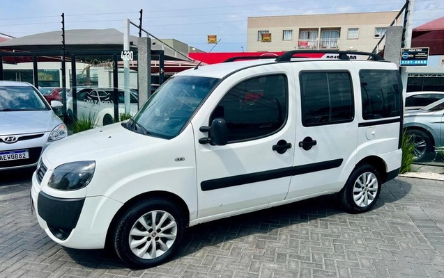 imagem-https://www.socarrao.com.br/sc-vehicle-images-prod/4175048/1790625601092-8430363_1_B_d24a1e9b22.jpeg
