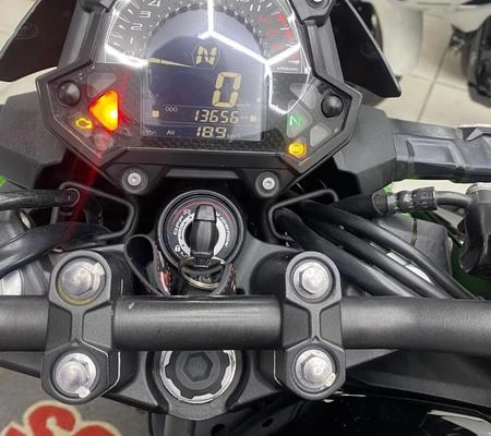 imagem-https://www.socarrao.com.br/sc-vehicle-images-prod/4175052/1790625604062-8514745_1_B_7d295fbf55.jpeg