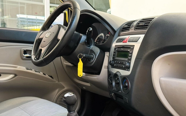 imagem-https://www.socarrao.com.br/sc-vehicle-images-prod/4175086/1790625777425-bc008848e96345c68f83ee0c438918ea_1777317659244.jpg