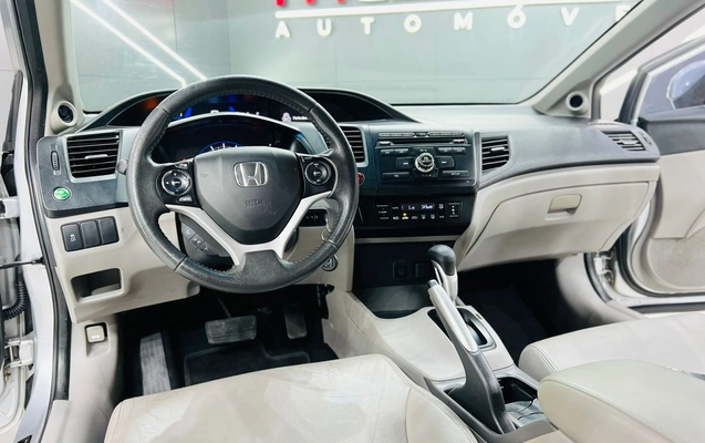 imagem-https://www.socarrao.com.br/sc-vehicle-images-prod/41751/1769988739672-6472619OR_1764336404_12_950.jpg