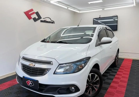 Chevrolet Onix 2014 Branco — foto 1 de 3