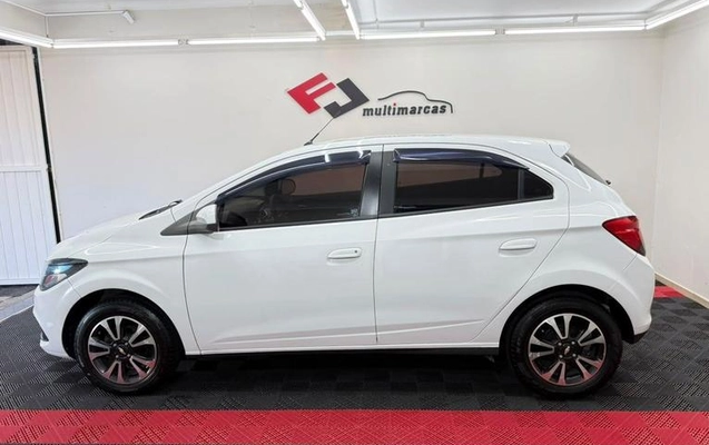 imagem-https://www.socarrao.com.br/sc-vehicle-images-prod/4175135/1790625909135-8516419_0_B_233a1e0717.jpeg