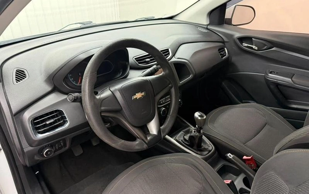 imagem-https://www.socarrao.com.br/sc-vehicle-images-prod/4175135/1790625909144-8516419_7_B_5df95a7927.jpeg