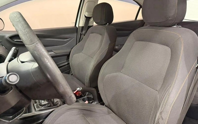 imagem-https://www.socarrao.com.br/sc-vehicle-images-prod/4175135/1790625909153-8516419_12_B_3ee7b22a0f.jpeg