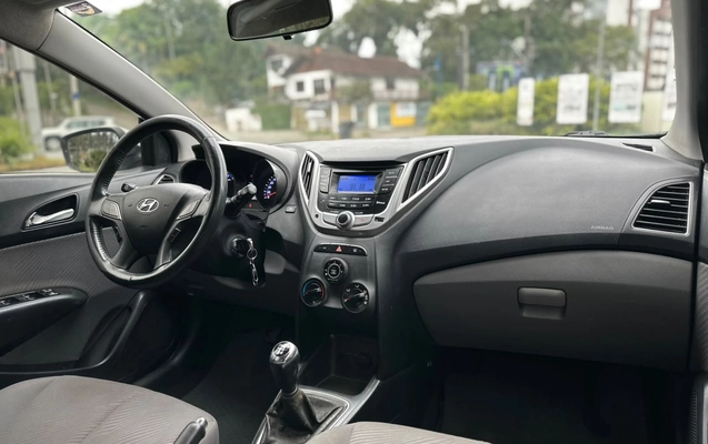 imagem-https://www.socarrao.com.br/sc-vehicle-images-prod/4175152/1790625982867-003_f8636585943bae641a7c65068ffe7acf.jpg