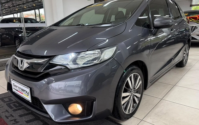 imagem-https://www.socarrao.com.br/sc-vehicle-images-prod/4175231/1791308569536-01cd9aef384040dd802dddf5ee2ed5cb_1791307113589.jpg