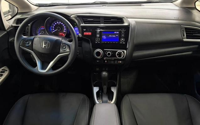 imagem-https://www.socarrao.com.br/sc-vehicle-images-prod/4175231/1791308569549-a6b42b99f2b245dba73bdc27ef8a85a6_1791307113644.jpg
