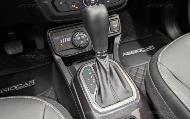 imagem-https://www.socarrao.com.br/sc-vehicle-images-prod/4175450/1790972423037-8486954_7_B_129c03b8e0.jpeg
