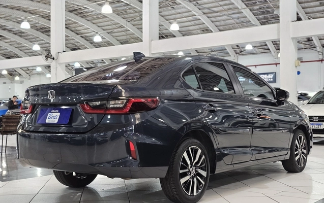 imagem-https://www.socarrao.com.br/sc-vehicle-images-prod/4175463/1790626709575-1_051614.jpg