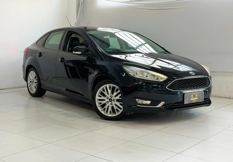 Ford Focus 2018 Preto — foto 1 de 3