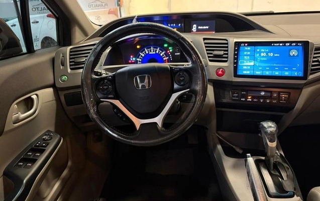 imagem-https://www.socarrao.com.br/sc-vehicle-images-prod/4175470/1790627607307-8515888_10_B_aacd7b8812.jpeg
